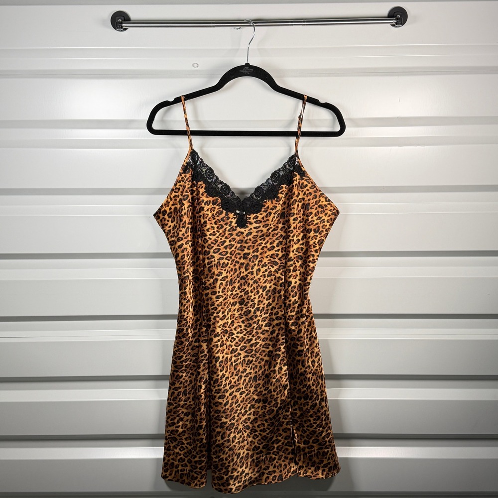 Sophia by Delicates Leopard Print Satin Chemise‎ Nightgown Lace Trim Brown Black